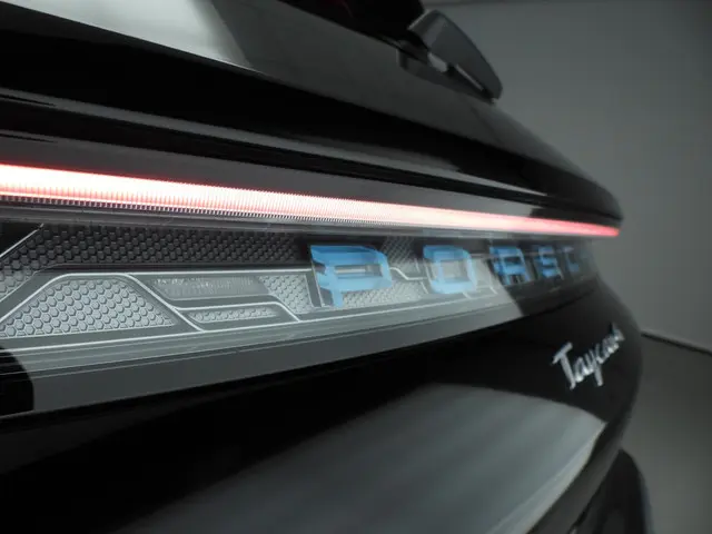 Porsche Taycan Cross Turismo 4 93 kWh 2022 Elektrisch 41