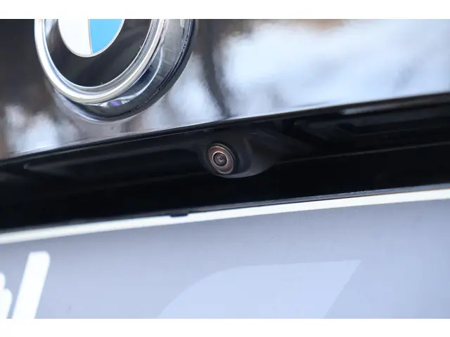 BMW 3 Serie GT 320i High Executive 2020 Benzine 13