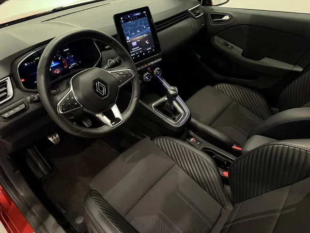 Renault Clio 1.0 TCe 90 Esprit Alpine 2023 Benzine 24
