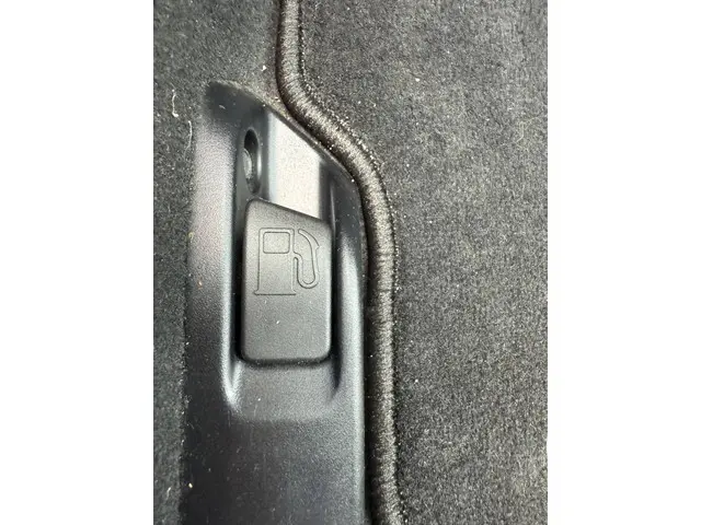 Toyota Yaris 1.5 Hybrid Energy Plus 2018 Hybride Benzine 25