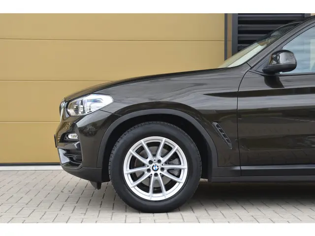 BMW X3 xDrive20i Executive 2018 Benzine 6