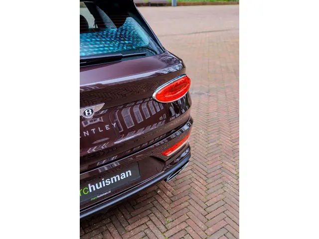 Bentley Bentayga 3.0 V6 Hybrid 2022 Hybride Benzine 105