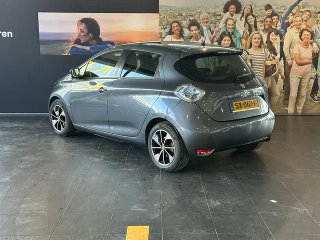 Renault ZOE R90 Bose 41 kWh (ex Accu) 2018 Elektrisch 6