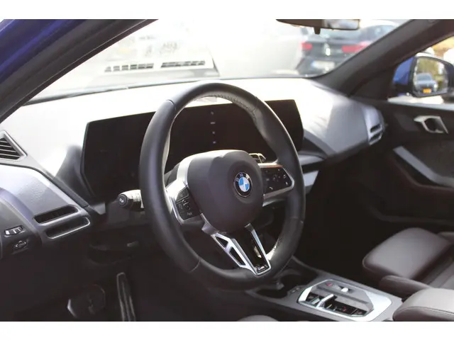 BMW 1 Serie 120 M Sport Automaat 2025 Benzine 3