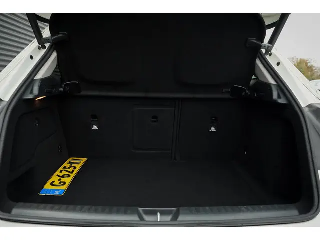 Mercedes-Benz GLA 250 4Matic 2015 Benzine 9