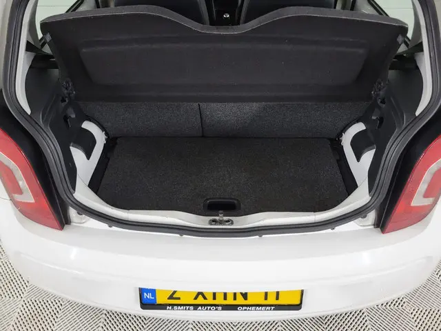 Volkswagen up! 1.0 move up! BlueMotion 2014 Benzine 10