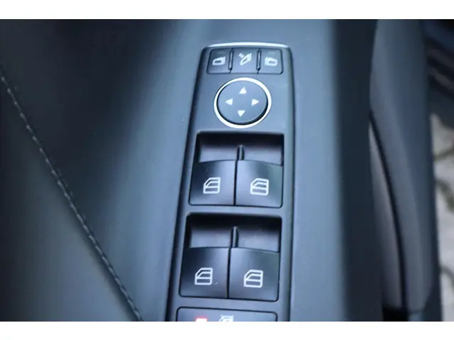 Tesla Model X 75D Base 6p. 2018 Elektrisch 25