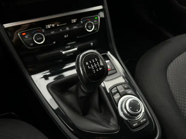 BMW 2 Serie Active Tourer 218i Executive 2015 Benzine 13