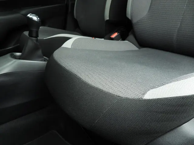 Toyota Aygo 1.0 VVT-i x-play 2022 Benzine 17