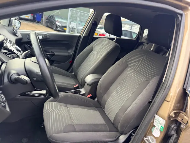 Ford Fiesta 1.0 EcoBoost Titanium automaat 2014 Benzine 17