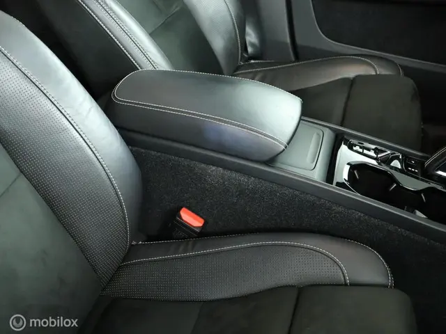 Volvo XC40 2.0 T5 AWD R-Design 2018 Benzine 28