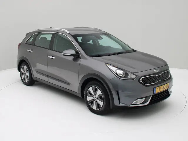 Kia Niro 1.6 GDi Hybrid DynamicLine 2018 Hybride Benzine 8