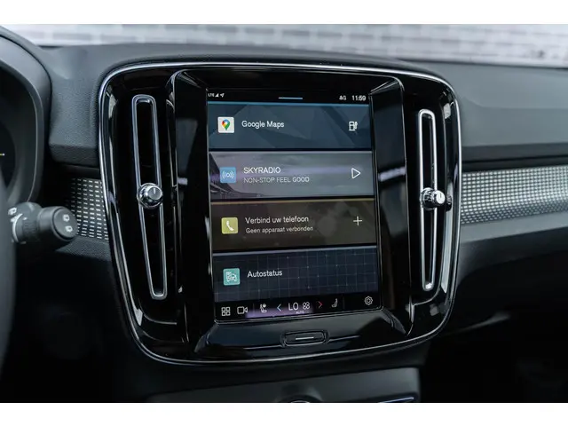 Volvo XC40 Recharge 70 kWh Pro 2021 Elektrisch 35