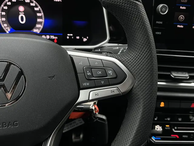 Volkswagen T-Roc 1.5 TSI R-Line Edition 2025 Benzine 17