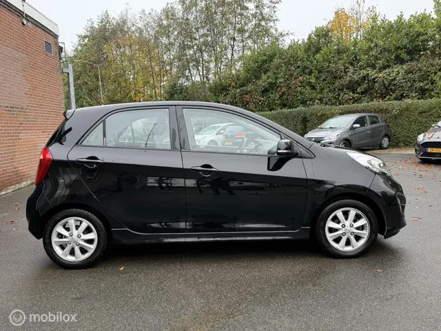 Kia Picanto 1.2 CVVT World Cup Ed. 2014 Benzine 6