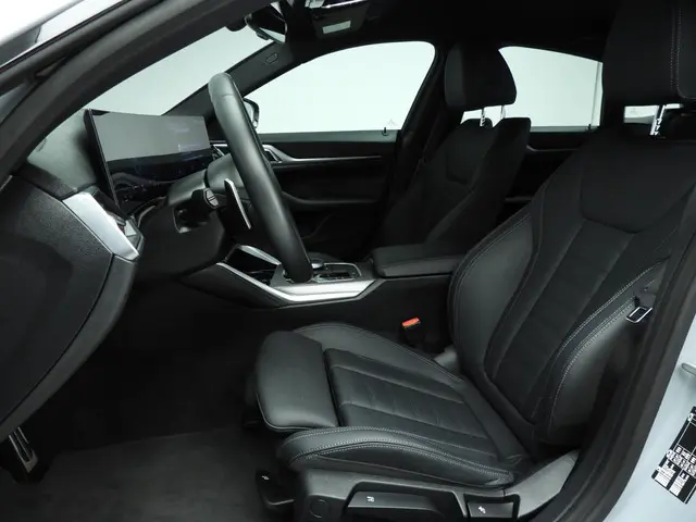 BMW 4 Serie Gran Coupe 420i 2024 Benzine 7