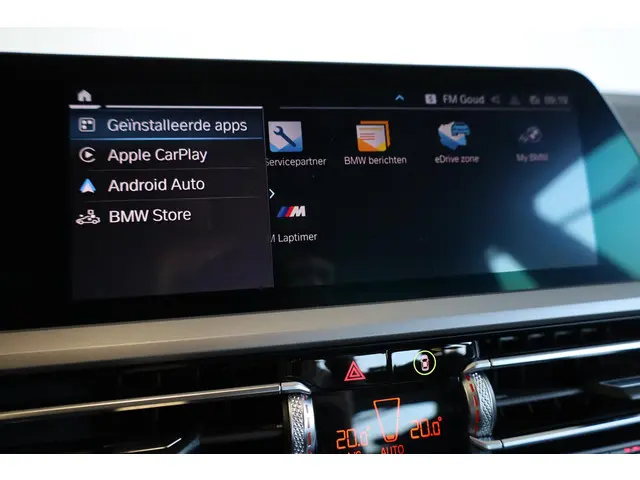 BMW 3 Serie Sedan 320e 2021 Hybride Benzine 16