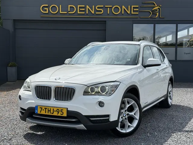 BMW X1 sDrive20i Business 2014 Benzine