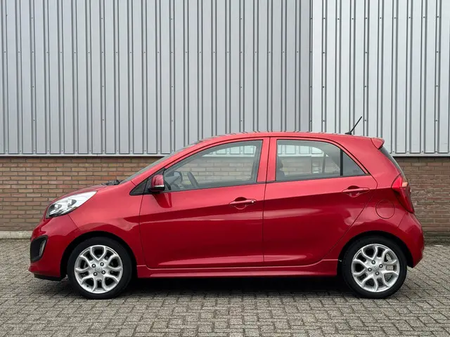 Kia Picanto 1.0 CVVT Comfort Pack Airco/ Led 2012 Benzine 2