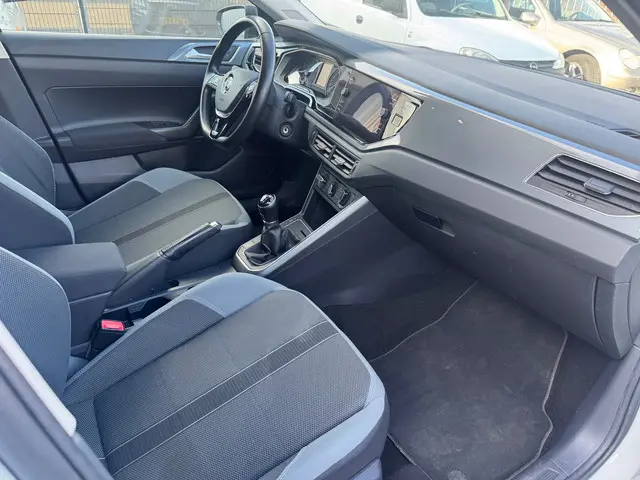 Volkswagen Polo 1.0 TSI R-Line 116 pk !!! 2018 Benzine 11