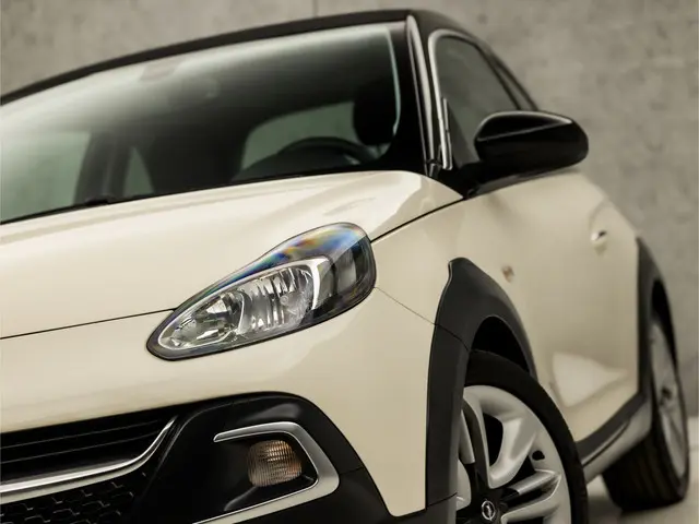 Opel ADAM 1.0 Turbo Rocks BlitZ 2019 Benzine 15