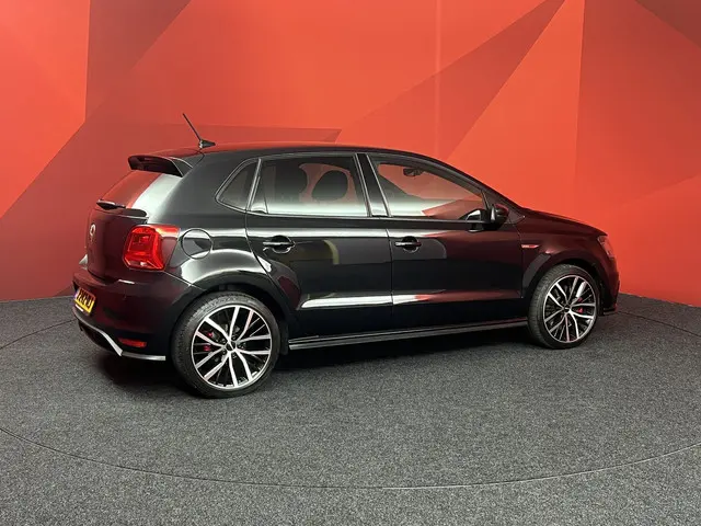 Volkswagen Polo 1.8 TSI GTI 2015 Benzine 24