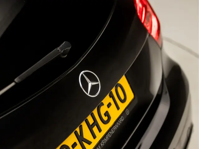 Mercedes-Benz A-Klasse 250 AMG Sport 2013 Benzine 32
