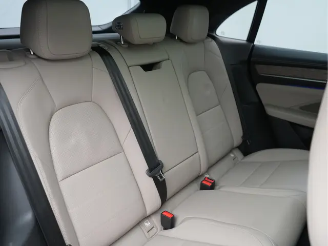 Porsche Macan 4S 2024 Elektrisch 26