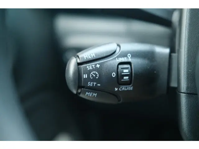 Citroën C3 PT 110 Feel Automaat-6 2018 Benzine 29