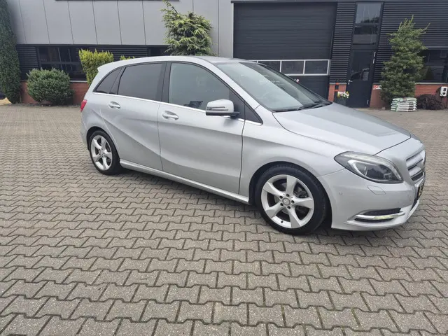 Mercedes-Benz B-Klasse 180 Ambition 2014 Benzine 4