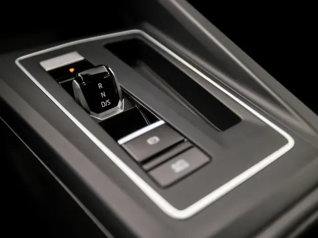 Volkswagen Golf 1.0 eTSI Sport 2020 Benzine 10