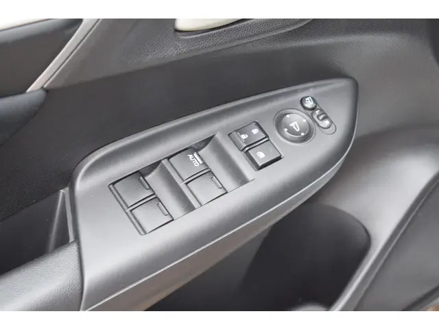 Honda Jazz 1.3 i-VTEC Comfort 2016 Benzine 6
