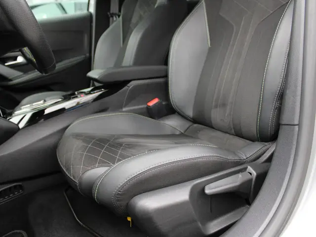 Peugeot e-208 EV GT Pack 50 kWh 2022 Elektrisch 14
