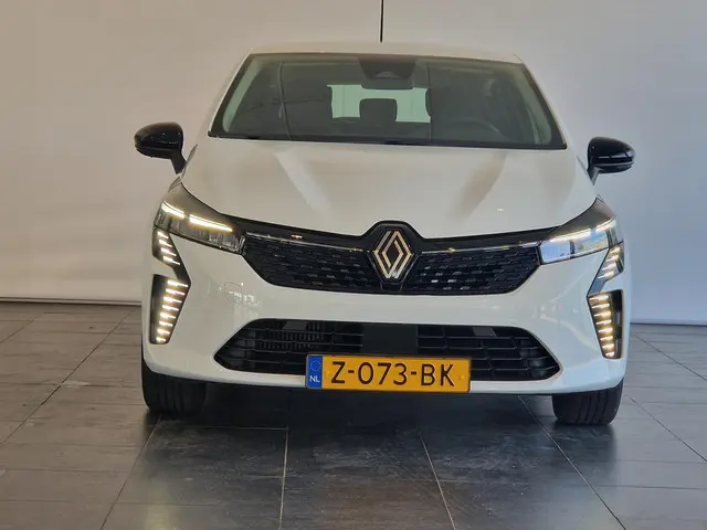 Renault Clio 1.0 TCe 90 GPF evolution 2024 Benzine 14
