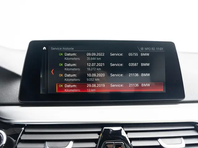 BMW 5 Serie Sedan 520i 2019 Benzine 40