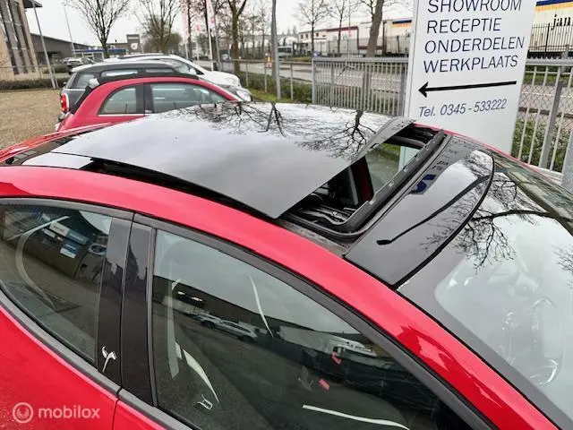 Lancia Ypsilon 3