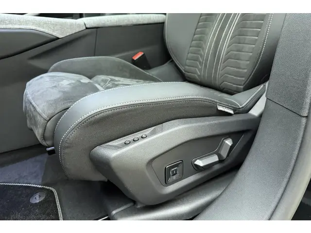 Peugeot e-5008 GT Avantage 73 kWh 2025 Elektrisch 23