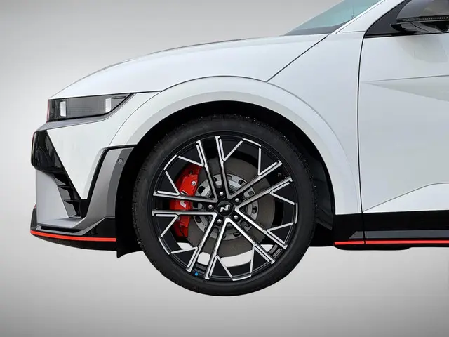 Hyundai IONIQ 5 N AWD 84 kWh 2026 Elektrisch 8