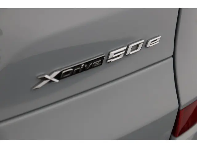 BMW X5 xDrive50e 2025 Hybride Benzine 40