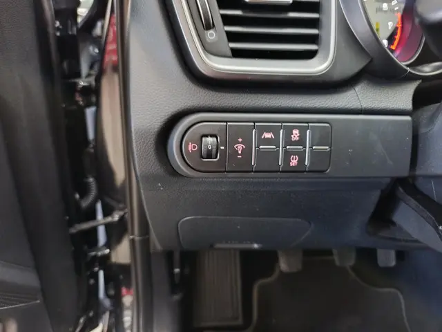 Kia Ceed 1.0 T-GDi DynamicLine 2022 Benzine 29
