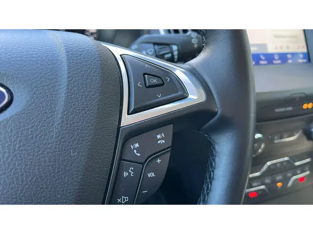 Ford S-Max 2.5 Hybride Connected 2022 Hybride Benzine 23