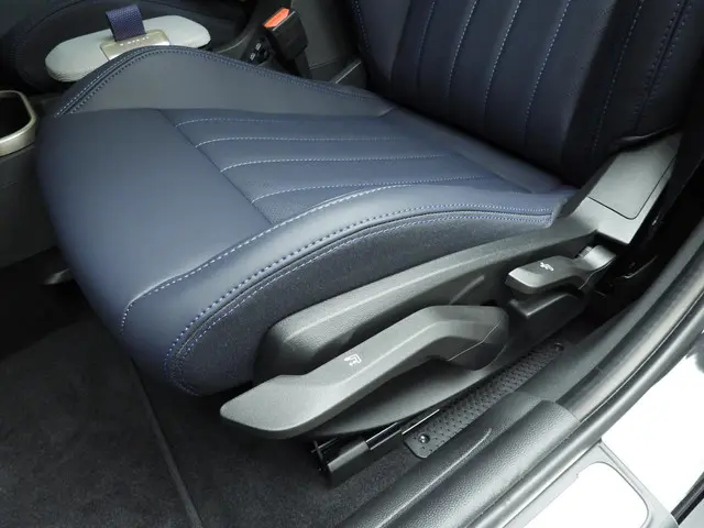 MINI 5-Deurs Cooper C 2025 Benzine 16