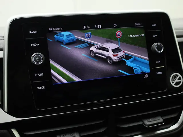 Volkswagen T-Roc 1.5TSI/150PK R-Line DSG 2025 Benzine 45