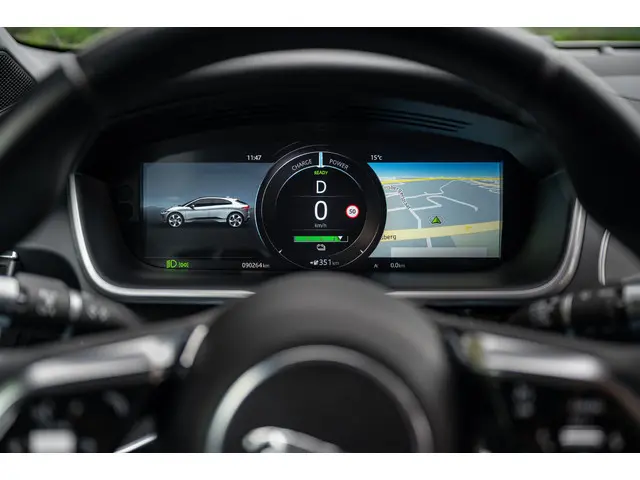 Jaguar I-PACE EV400 SE 90 kWh 2019 Elektrisch 12