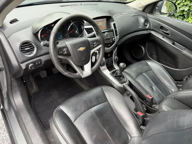 Chevrolet Cruze 1.8 LT 2013 Benzine 9