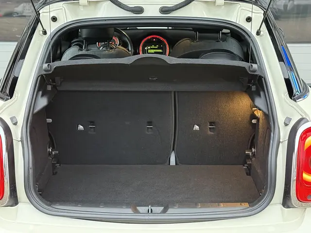 MINI Cooper Mini 1.5 Chili 2017 Benzine 12