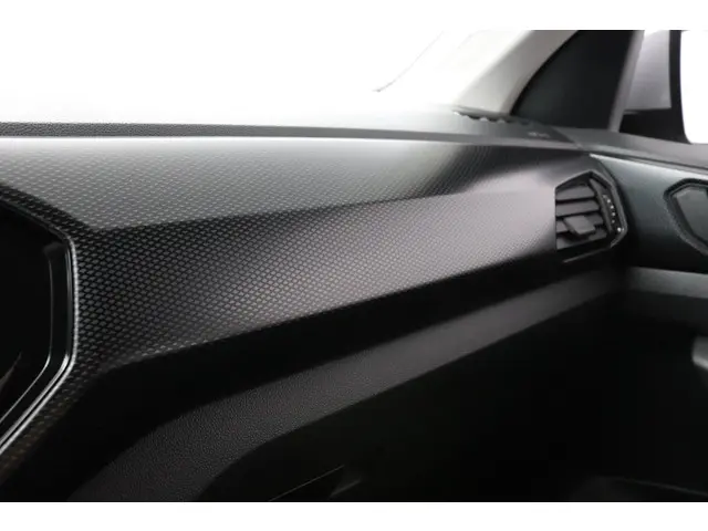 Volkswagen T-Cross 1.0 TSI 110pk DSG Life 2023 Benzine 10