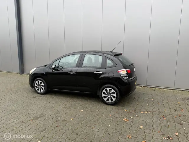 Citroën C3 1.0 VTi Attraction meeneemprijs 2013 Benzine 2