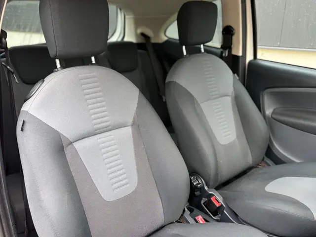 Ford Ka 1.2 Titanium X Start/Stop 2014 Benzine 12