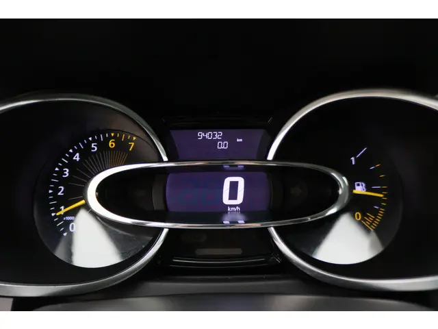 Renault Clio 0.9 TCe ECO Night&Day 2014 Benzine 4